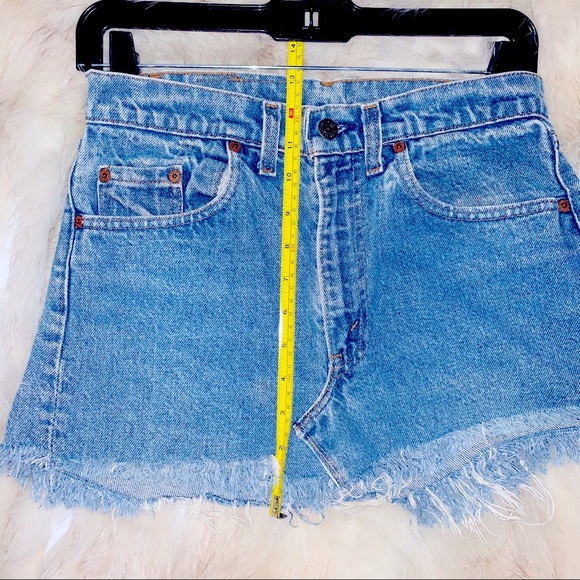 Levi Denim Skirt Size Small - Picture 2 of 7